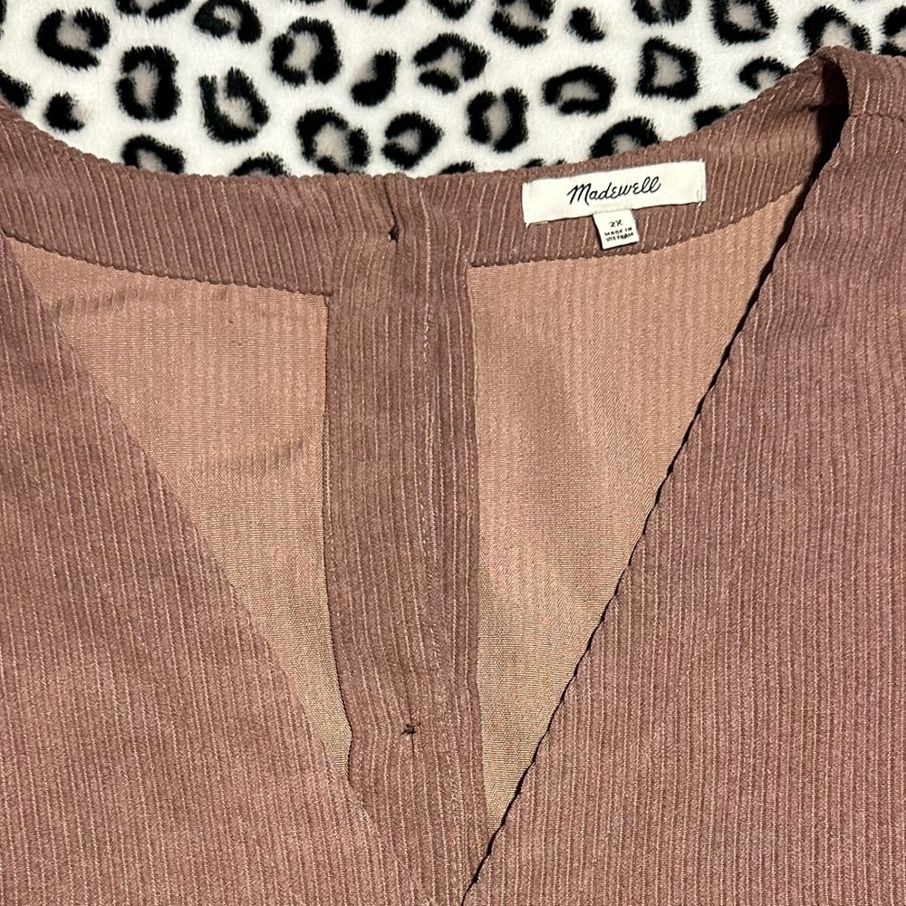 Madewell V-Neck Corduroy Blouse in Mauve - Picture 4 of 6